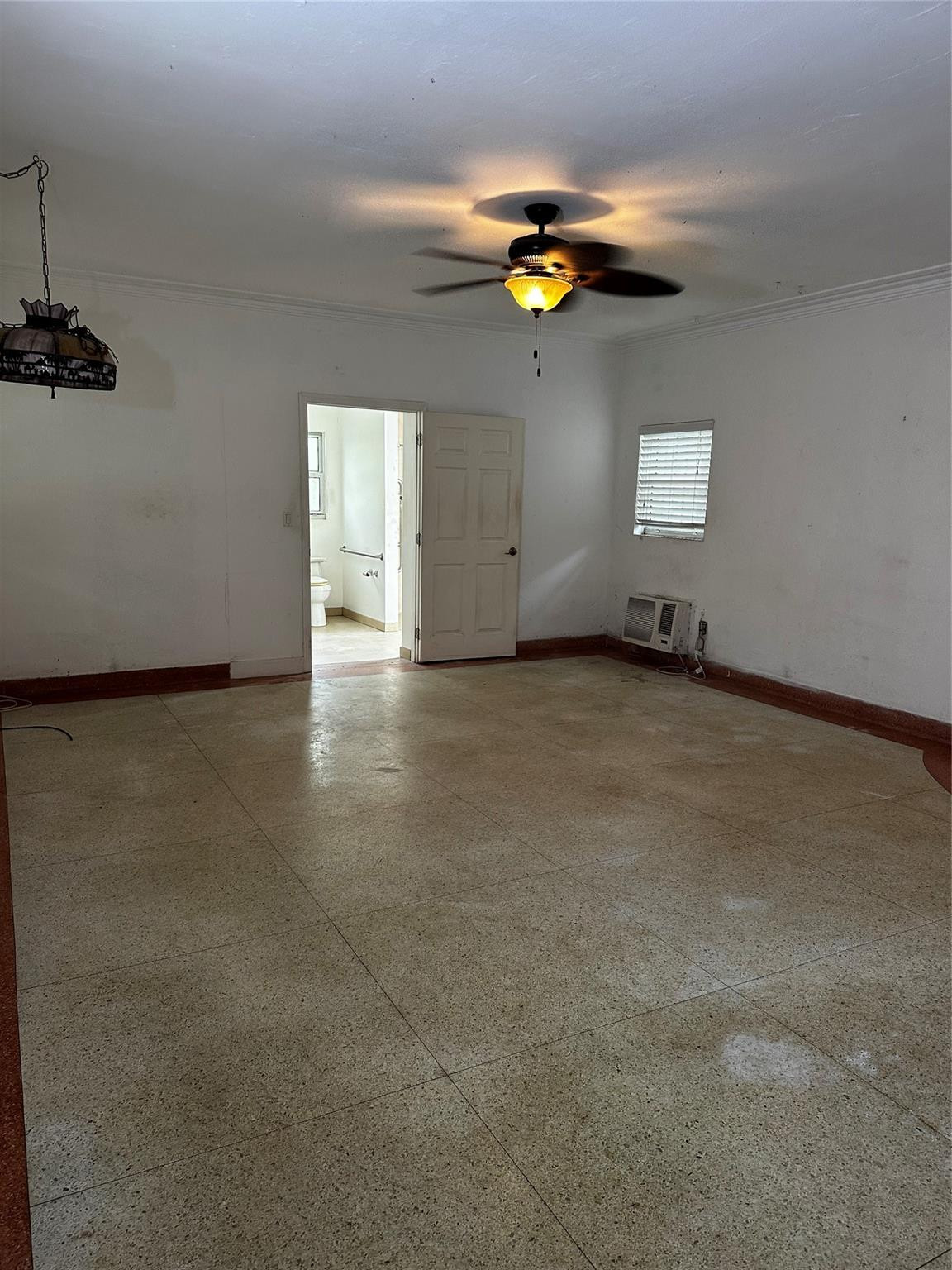 2828 SW 7th, Miami FL 33129