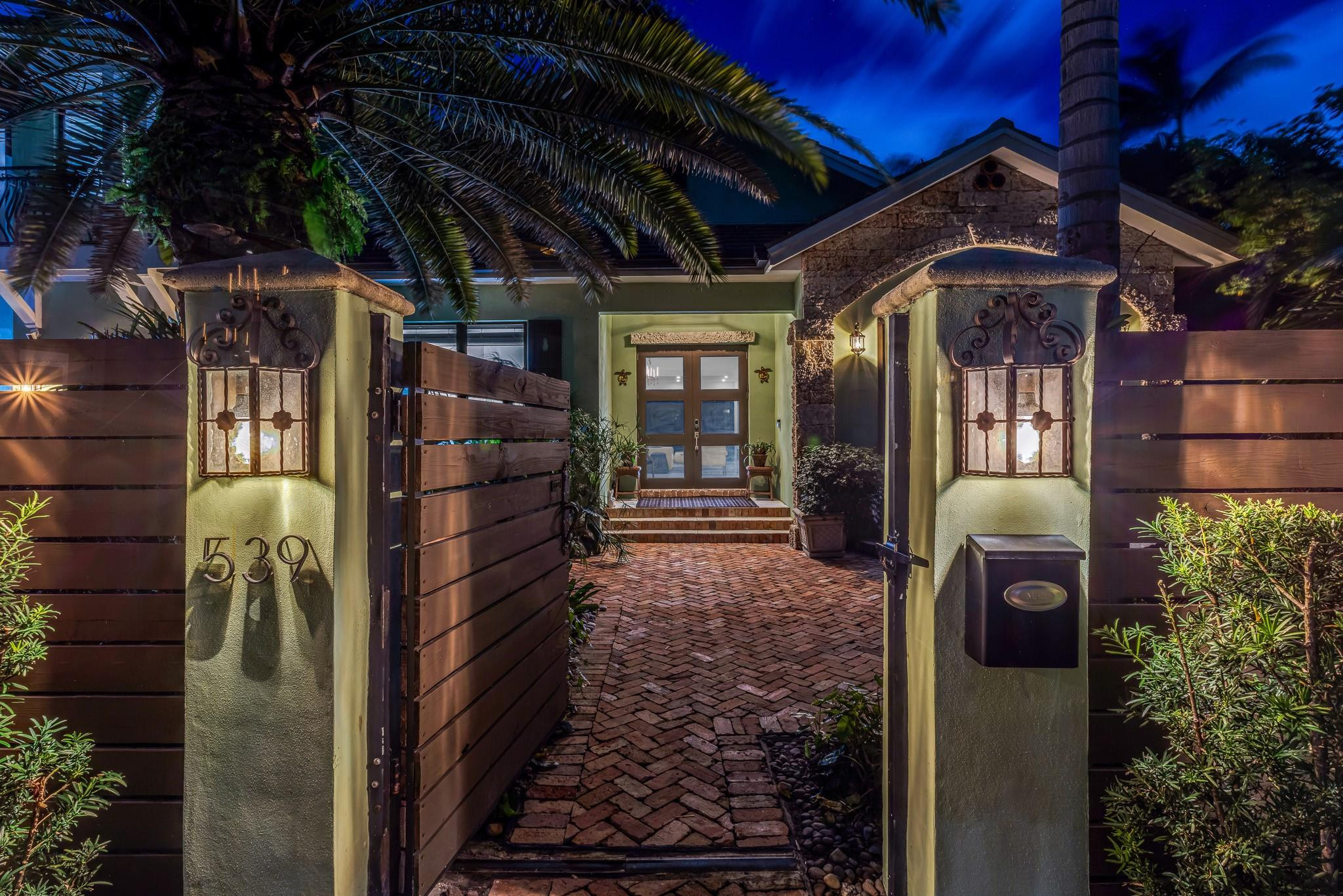 539 NE 10th, Fort Lauderdale FL 33301