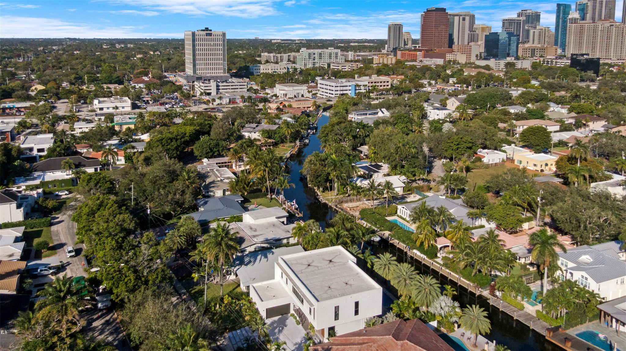 823 Ponce De Leon, Fort Lauderdale FL 33316