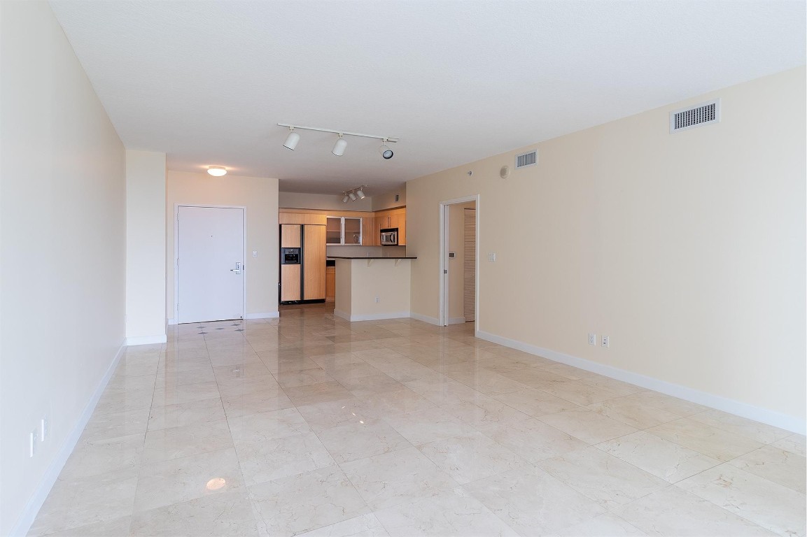 335 S Biscayne #2400, Miami FL 33131