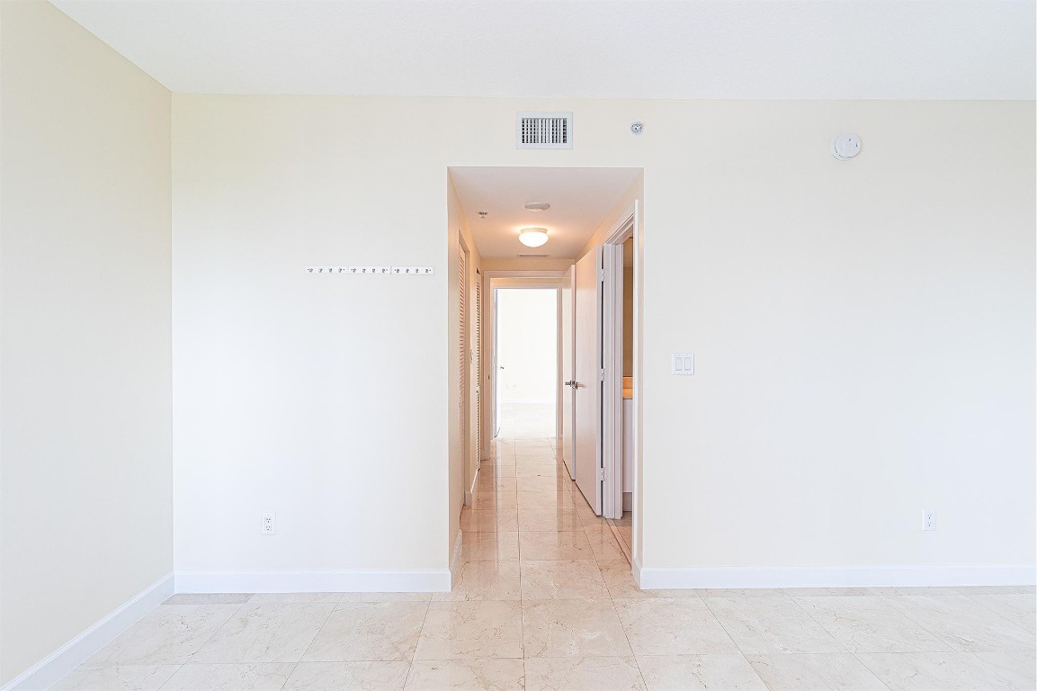 335 S Biscayne #2400, Miami FL 33131