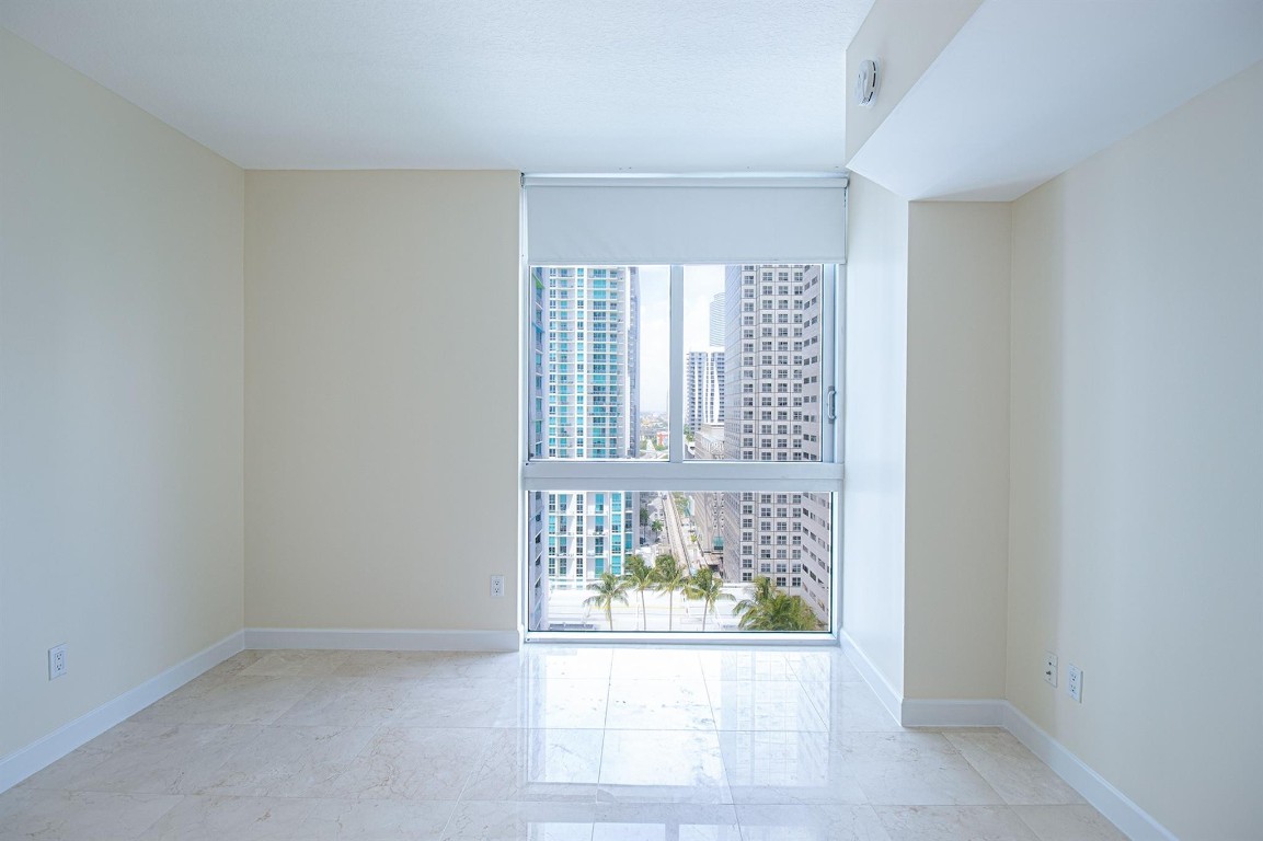 335 S Biscayne #2400, Miami FL 33131