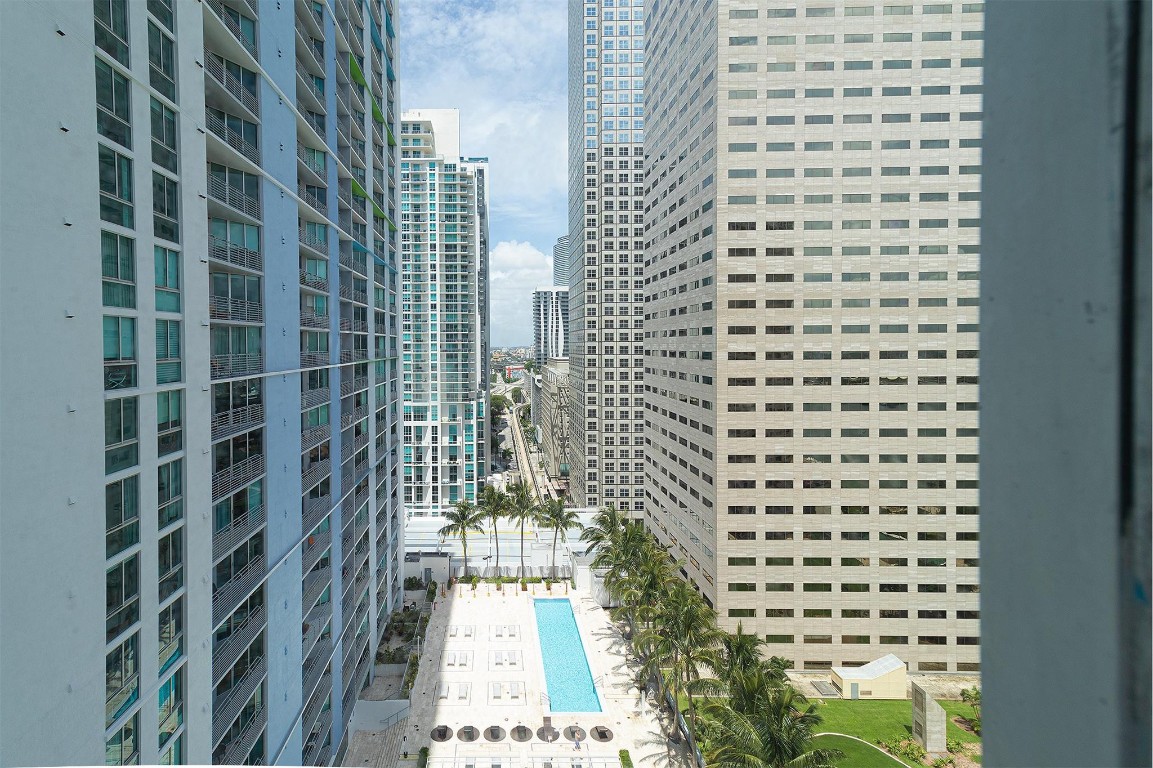 335 S Biscayne #2400, Miami FL 33131
