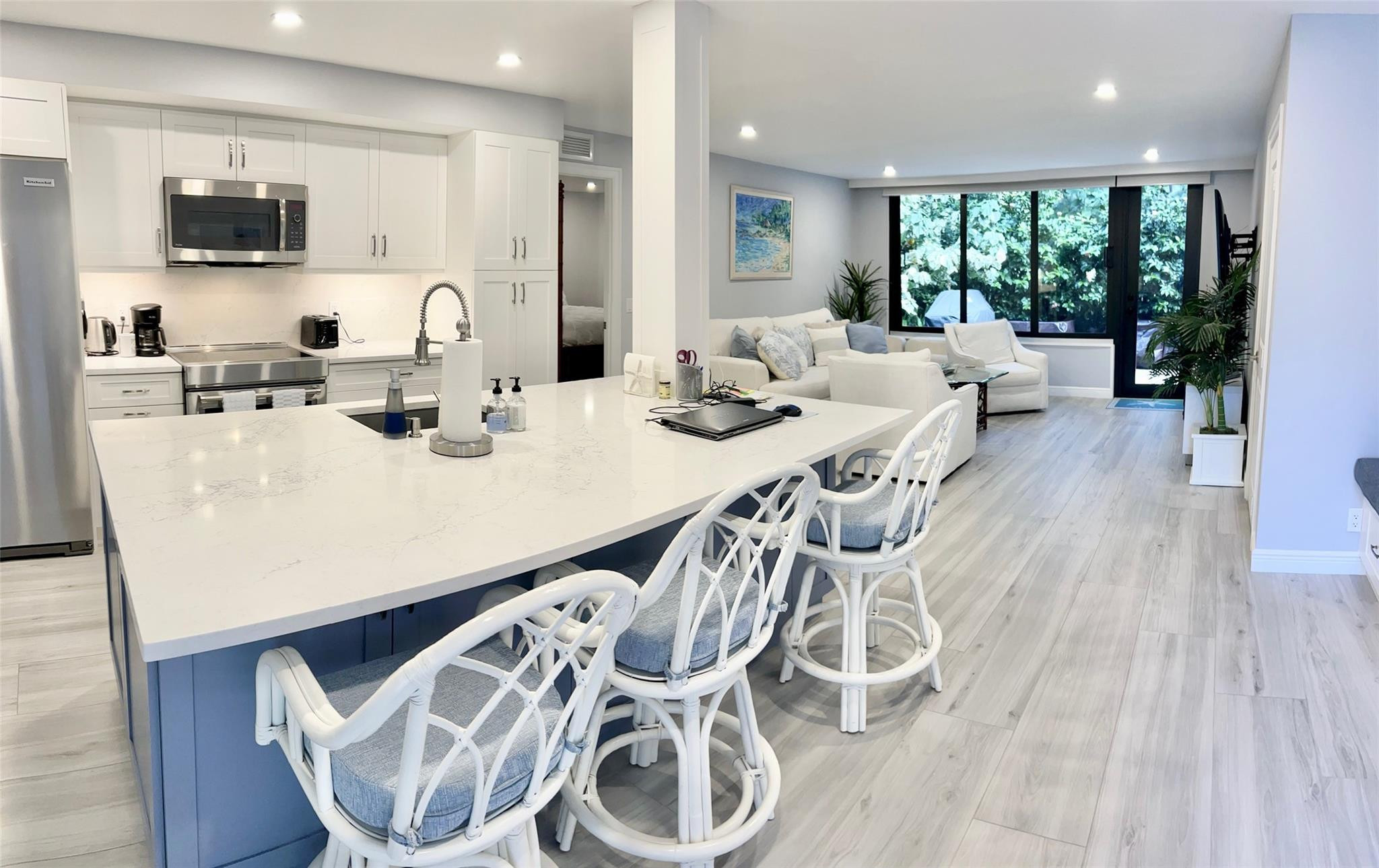 1556 S Ocean #103, Fort Lauderdale FL 33316
