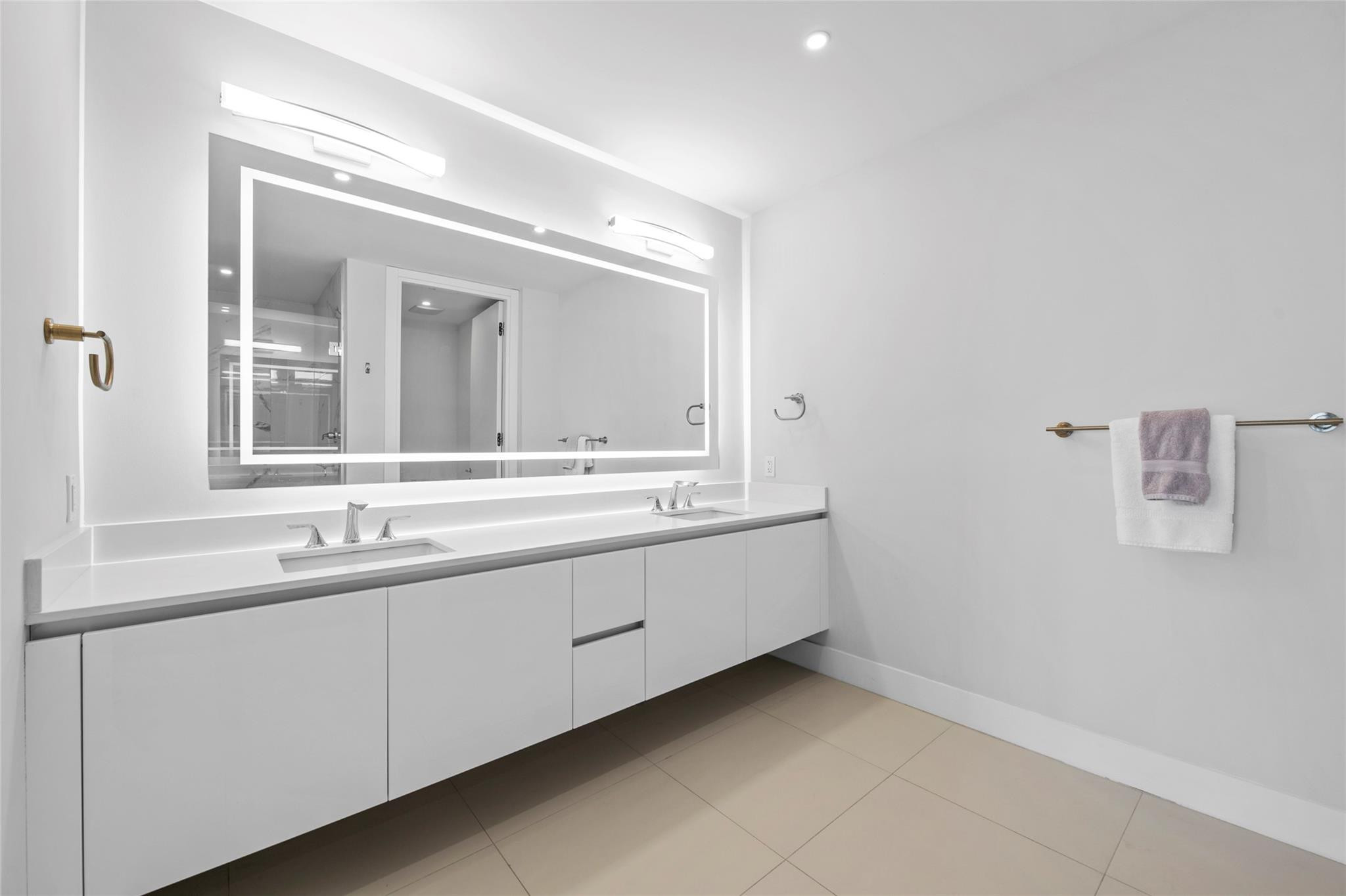 920 Intracoastal #1402, Fort Lauderdale FL 33304