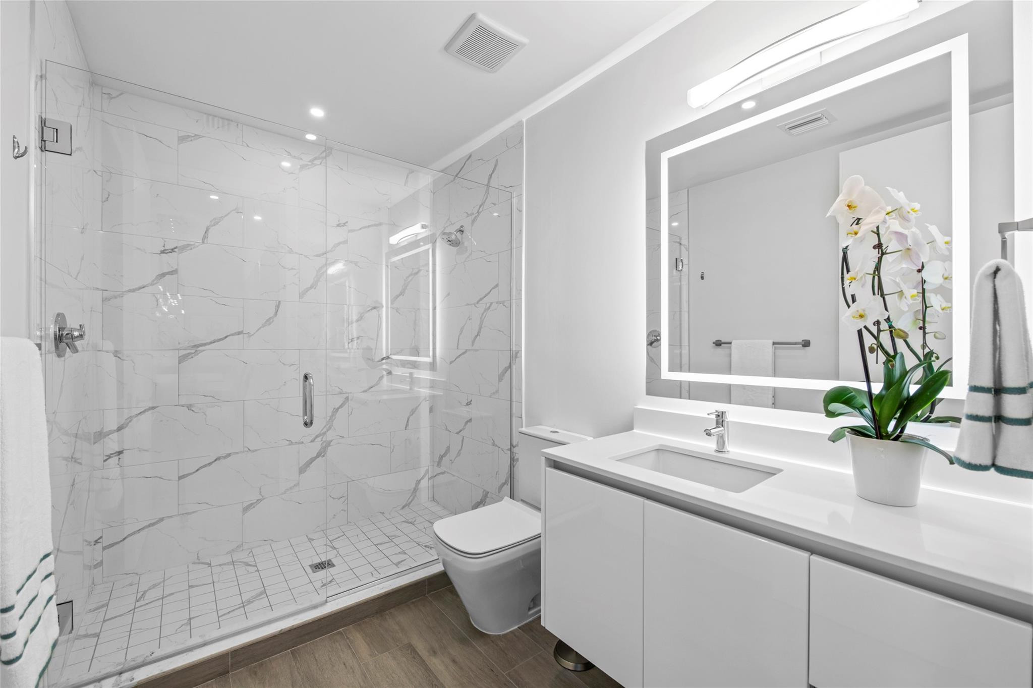 920 Intracoastal #1402, Fort Lauderdale FL 33304