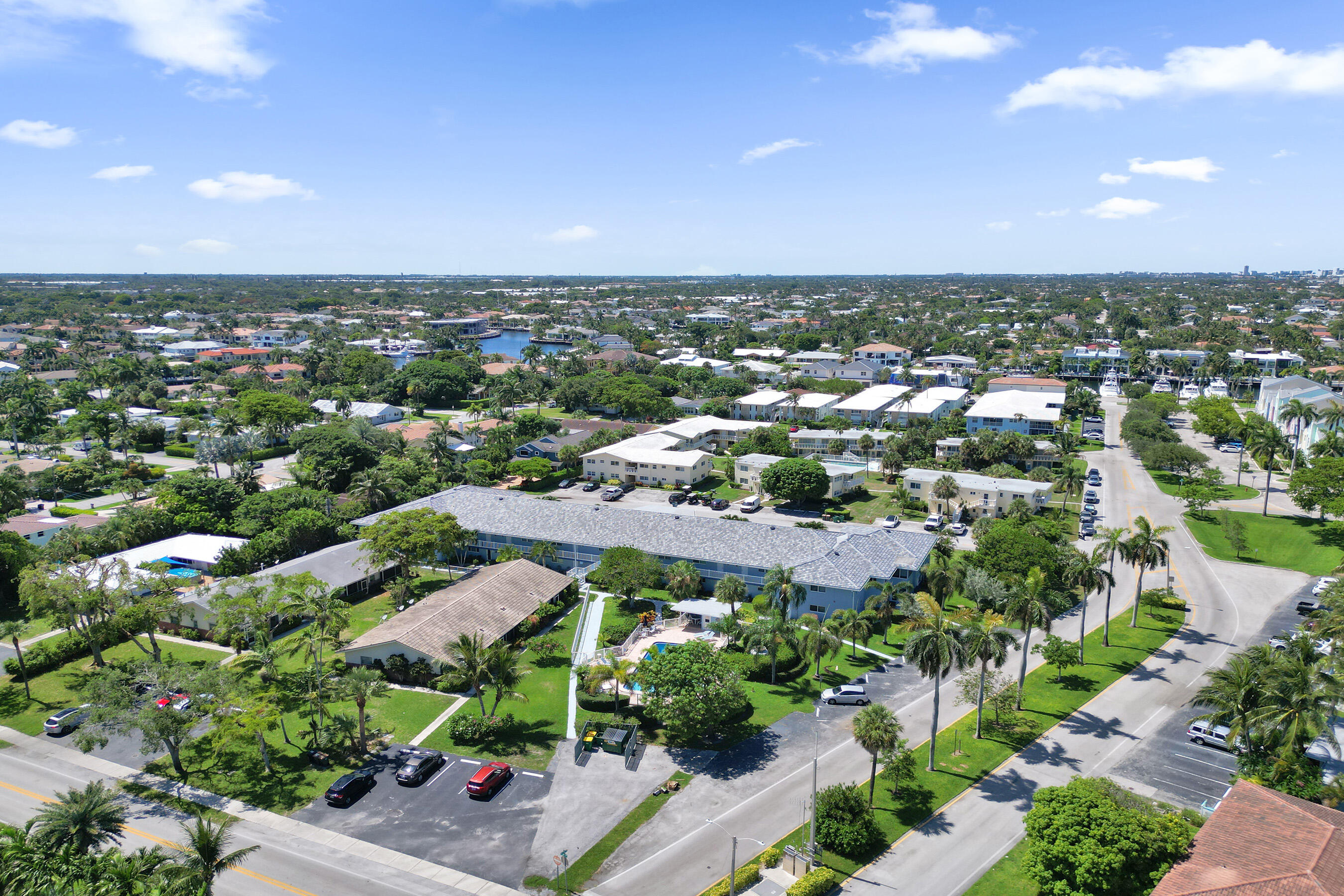 2734 NE 27th #22, Lighthouse Point FL 33064
