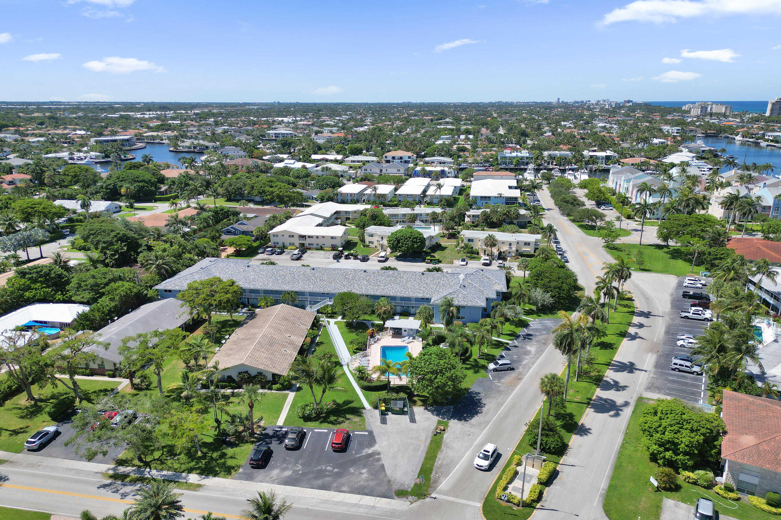 2734 NE 27th #22, Lighthouse Point FL 33064