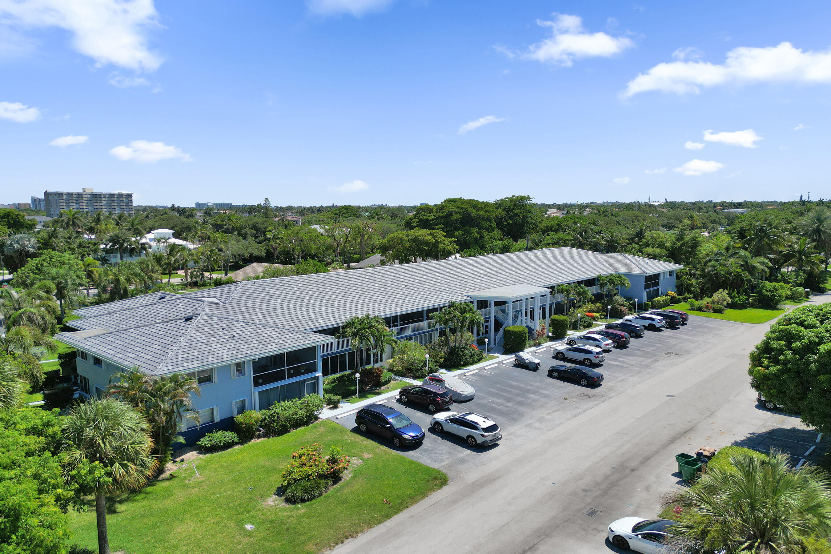 2734 NE 27th #22, Lighthouse Point FL 33064