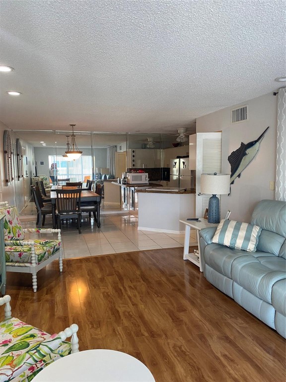 6471 Bay Club #4, Fort Lauderdale FL 33308