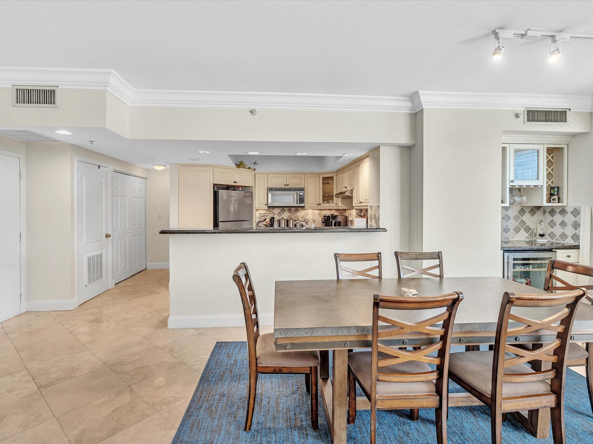 110 N Federal #505, Fort Lauderdale FL 33301