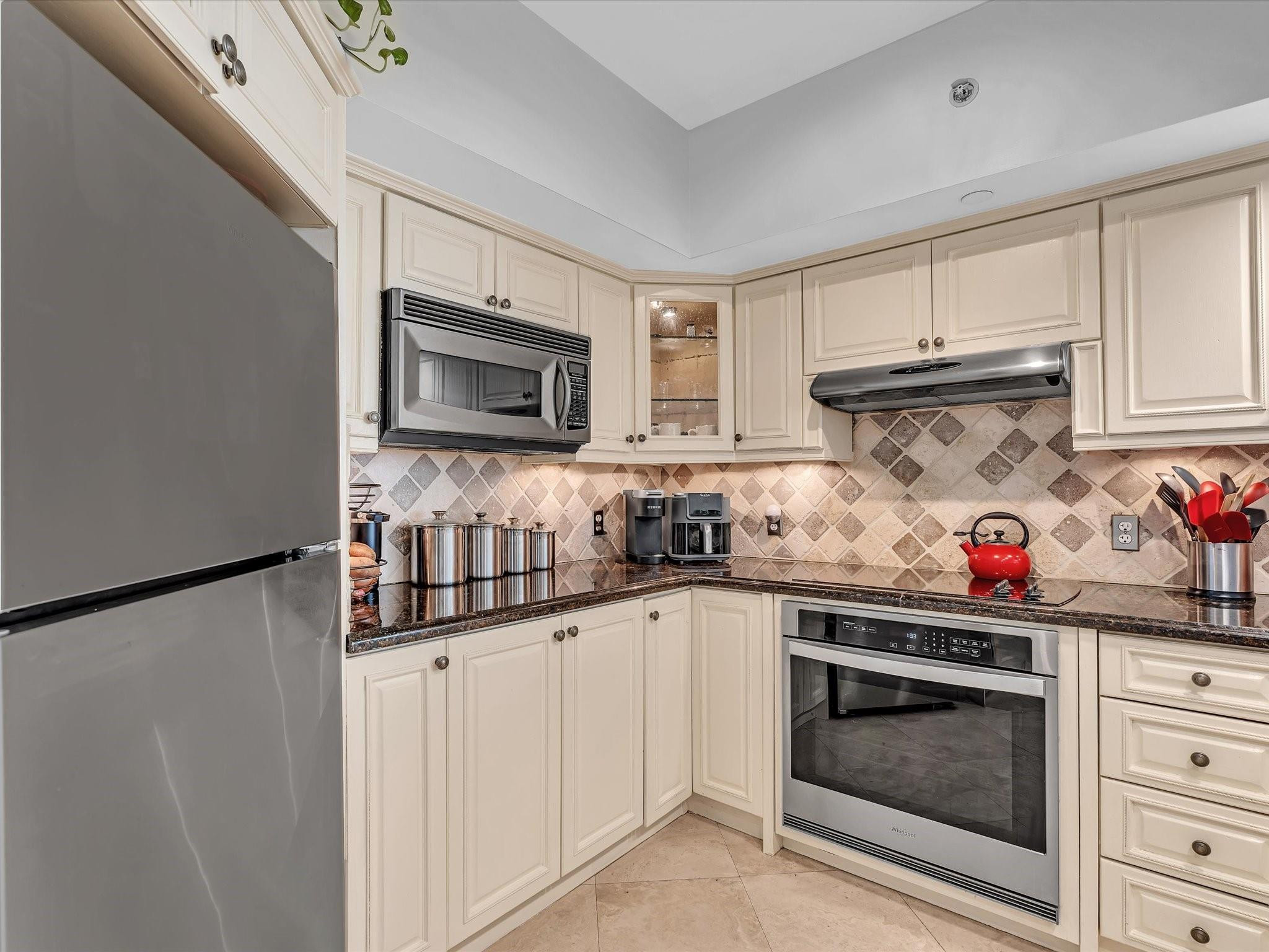 110 N Federal #505, Fort Lauderdale FL 33301
