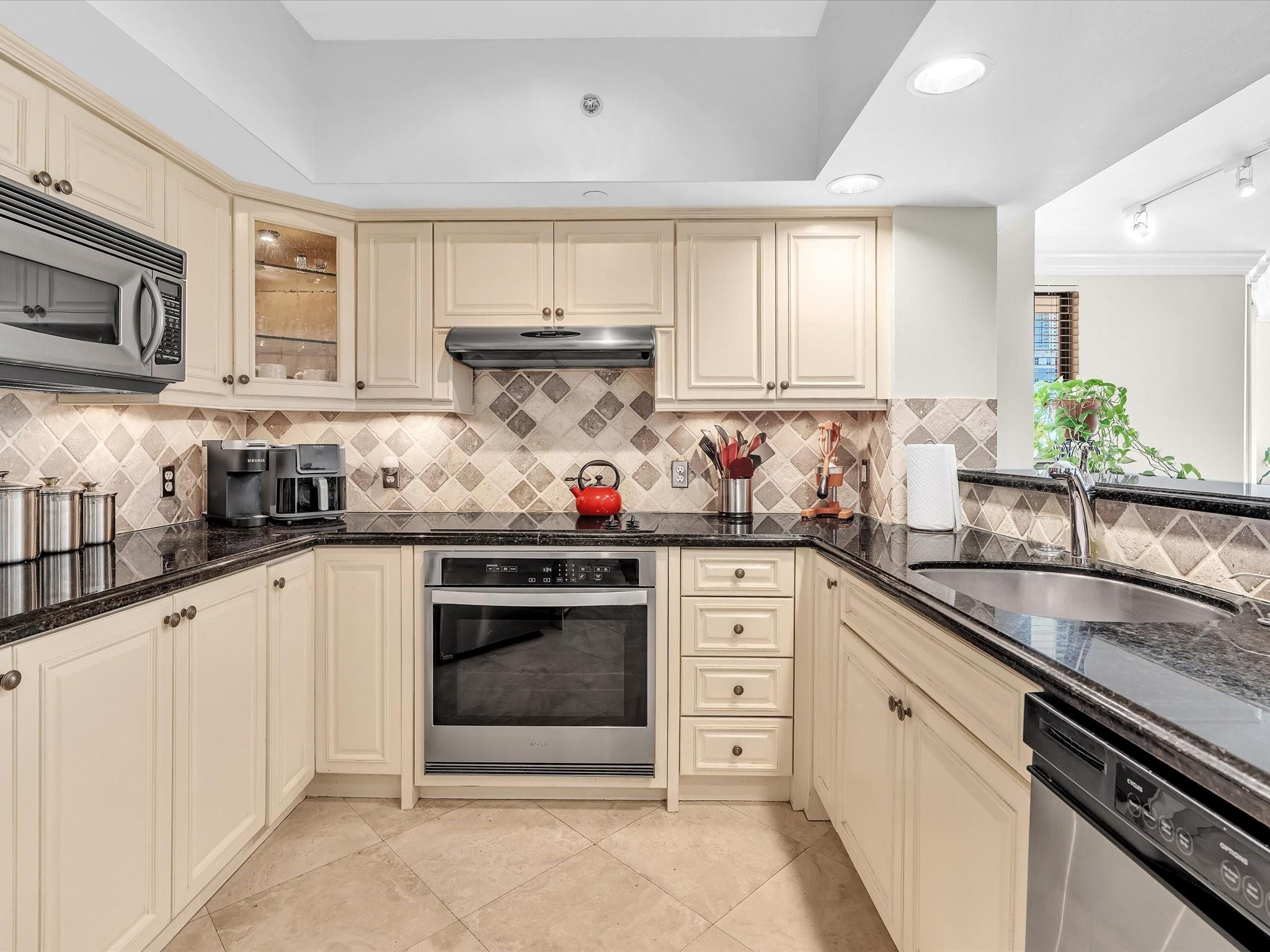 110 N Federal #505, Fort Lauderdale FL 33301