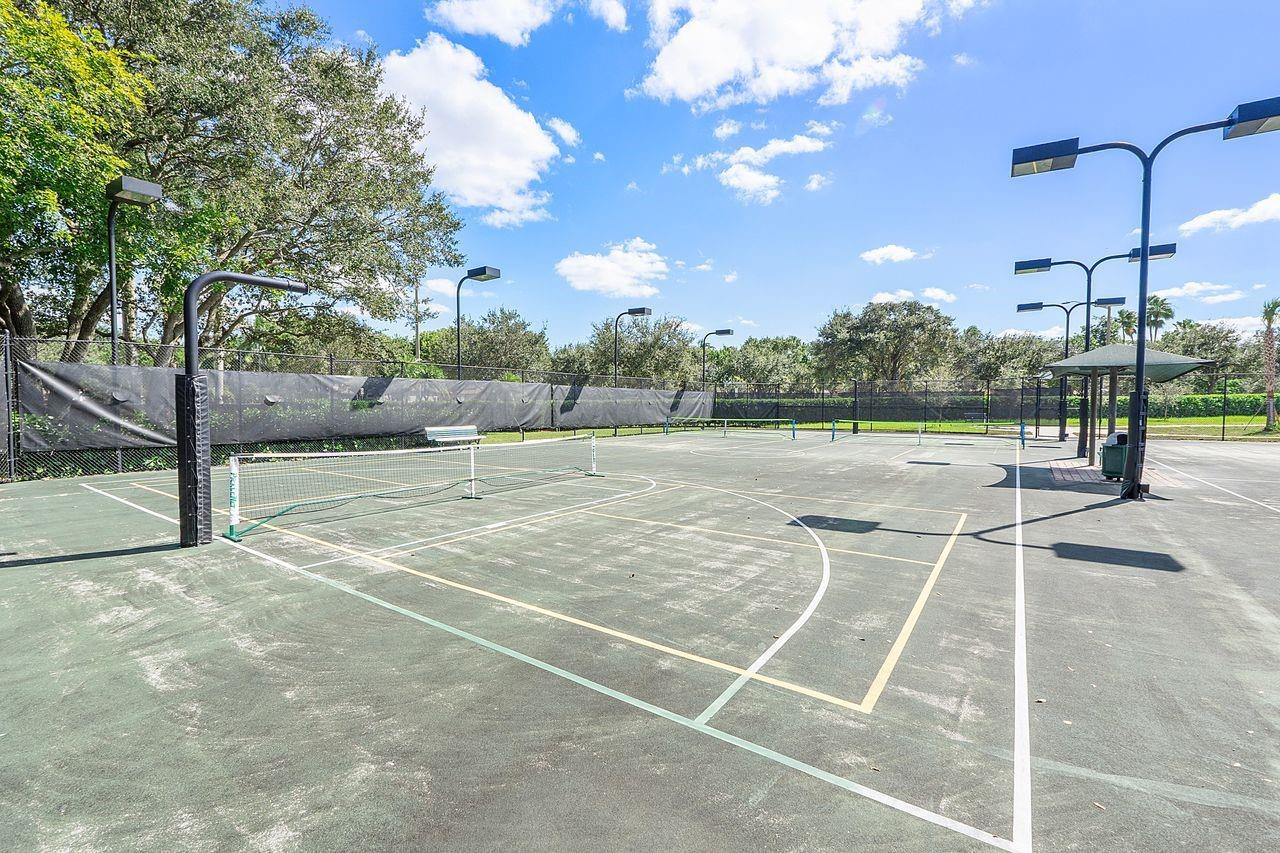 12342 NW 10th #D-9, Coral Springs FL 33071