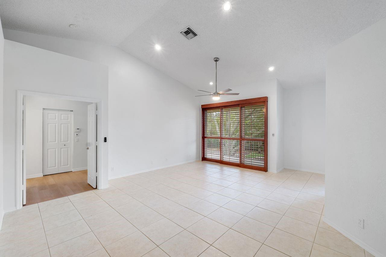 12342 NW 10th #D-9, Coral Springs FL 33071