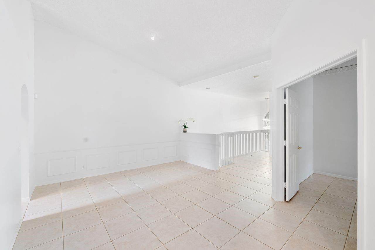 12342 NW 10th #D-9, Coral Springs FL 33071