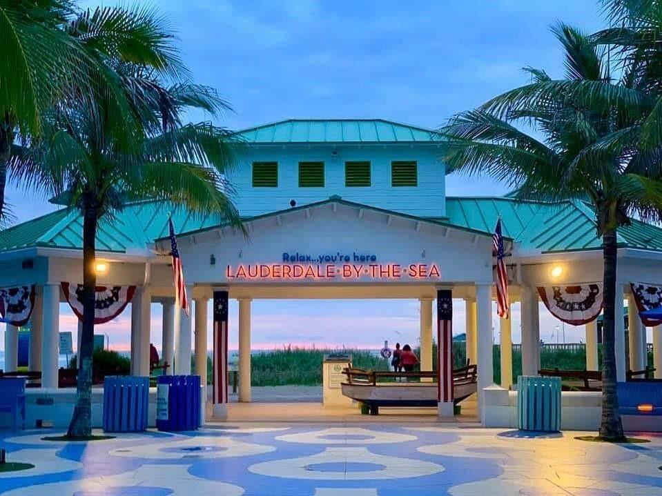 3111 NE 51st #305, Fort Lauderdale FL 33308