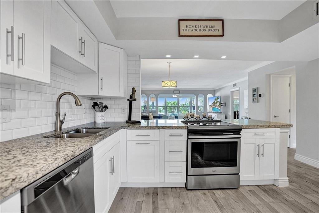 3111 NE 51st #305, Fort Lauderdale FL 33308