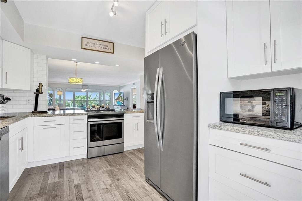 3111 NE 51st #305, Fort Lauderdale FL 33308