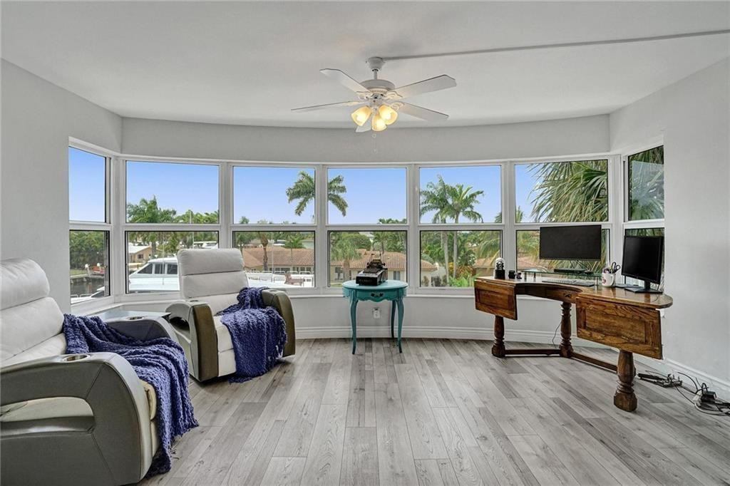 3111 NE 51st #305, Fort Lauderdale FL 33308