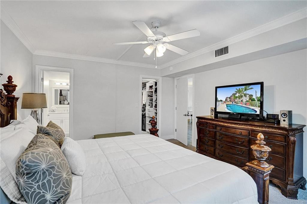 3111 NE 51st #305, Fort Lauderdale FL 33308