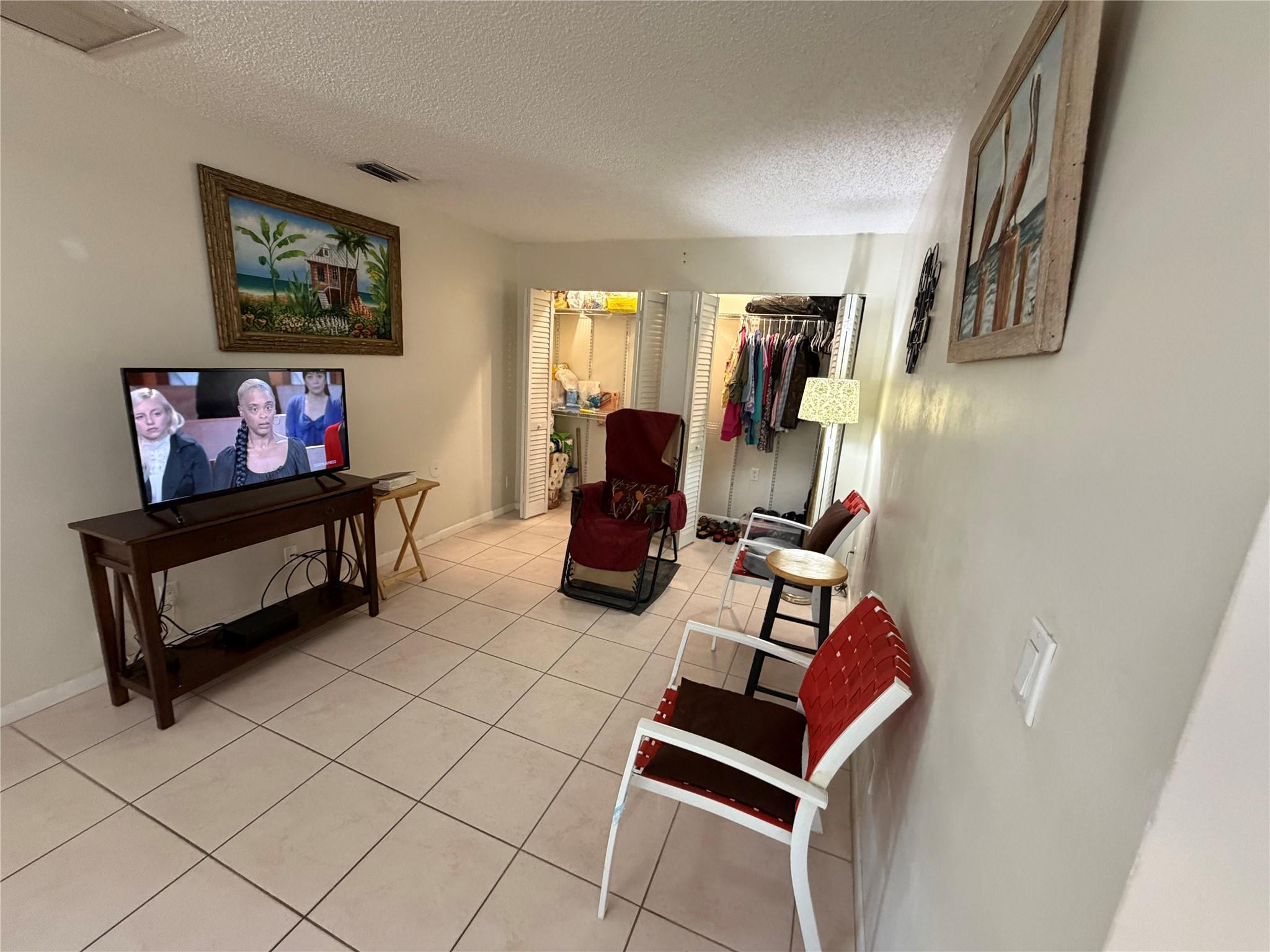 6711 S Parkway #2-10, Margate FL 33068