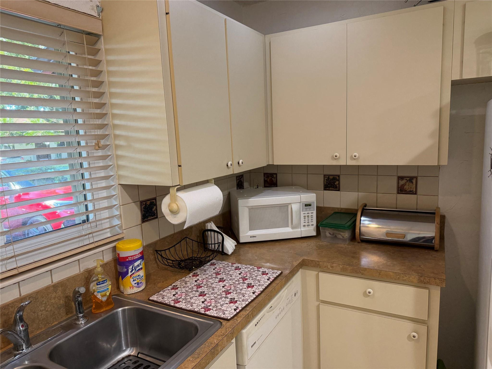 6711 S Parkway #2-10, Margate FL 33068