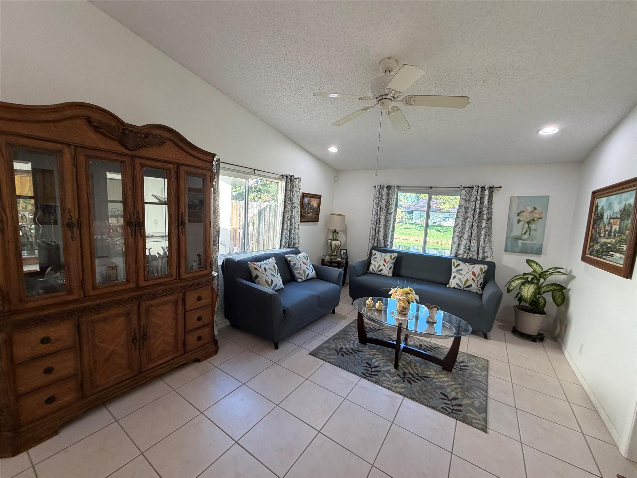 6711 S Parkway #2-10, Margate FL 33068