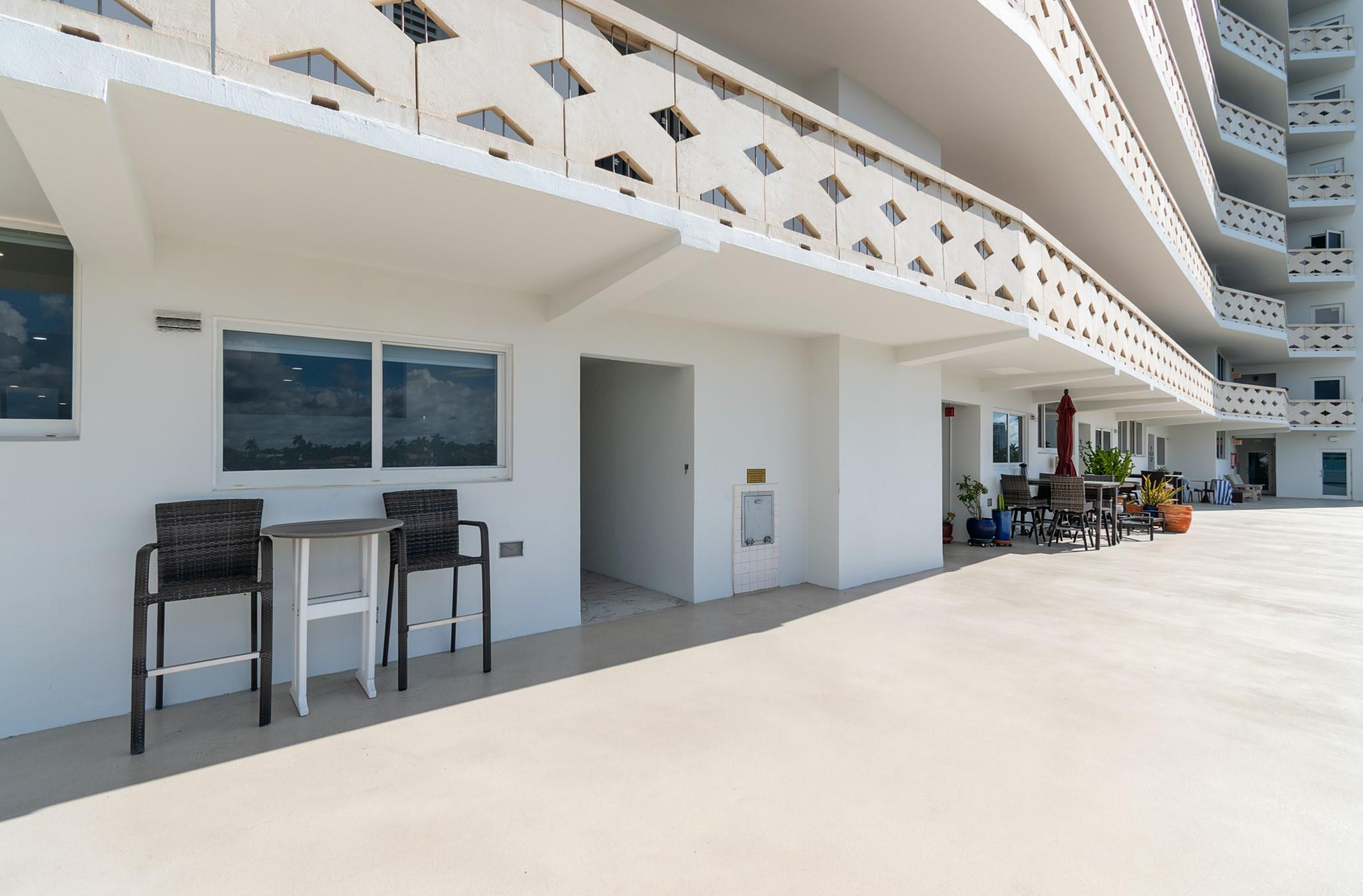 333 Sunset #105, Fort Lauderdale FL 33301