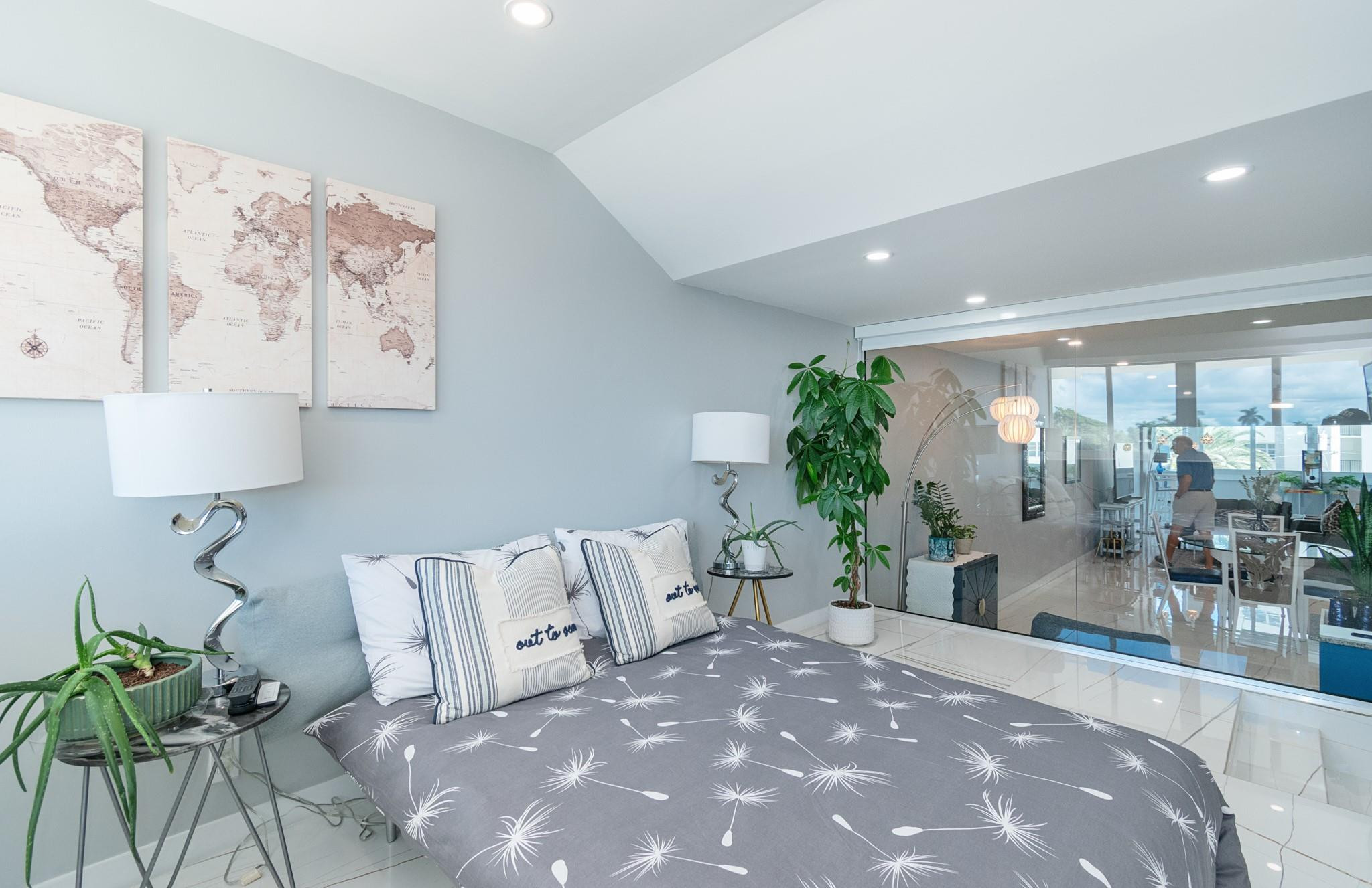 333 Sunset #105, Fort Lauderdale FL 33301