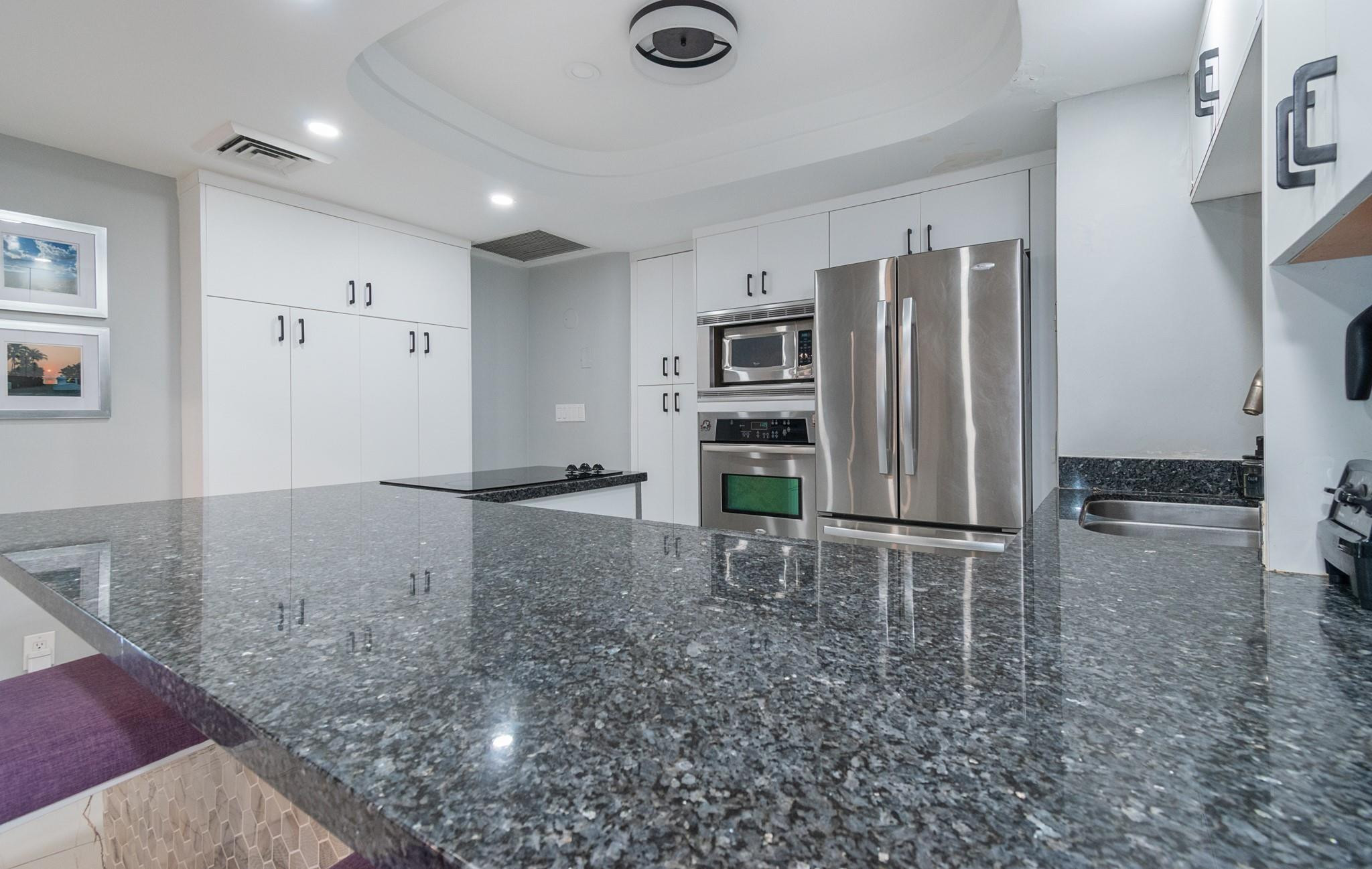 333 Sunset #105, Fort Lauderdale FL 33301