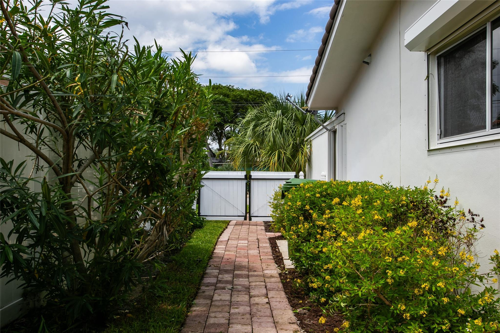 1806 NE 22nd, Fort Lauderdale FL 33305