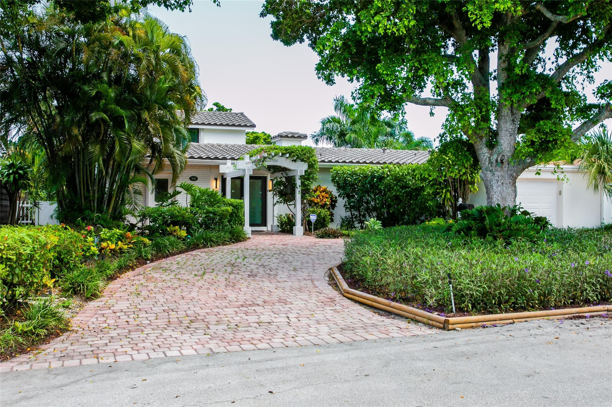 1806 NE 22nd, Fort Lauderdale FL 33305