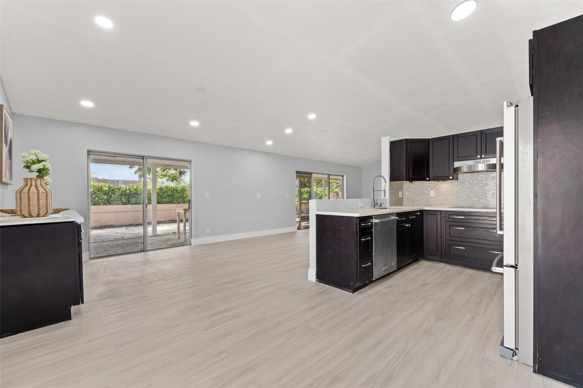 9918 Moss Pond, Boca Raton FL 33496