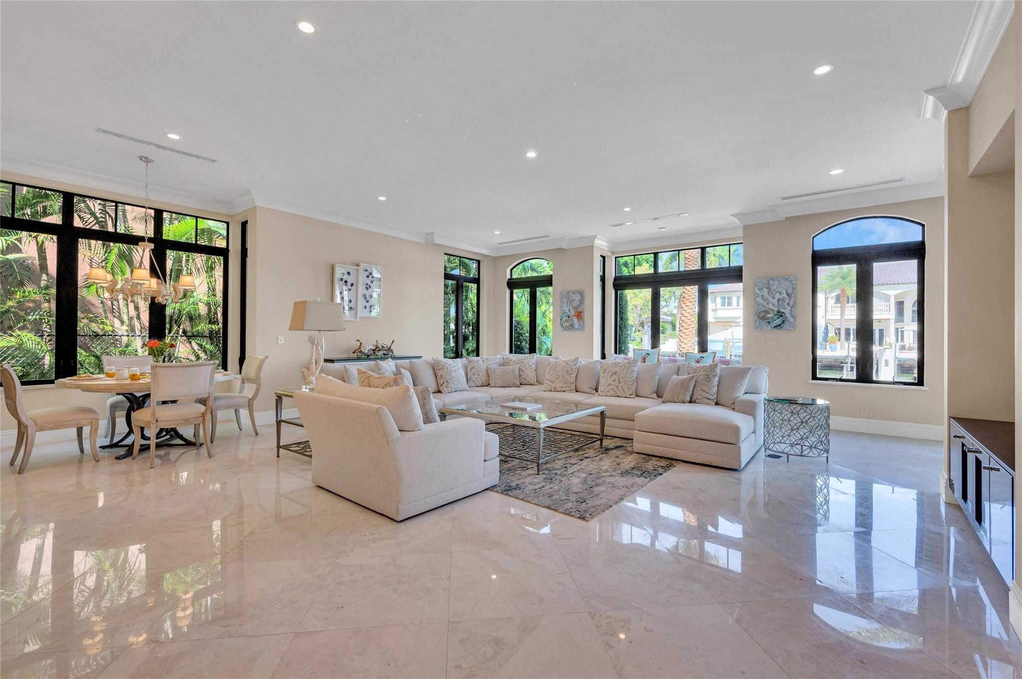 156 Fiesta, Fort Lauderdale FL 33301