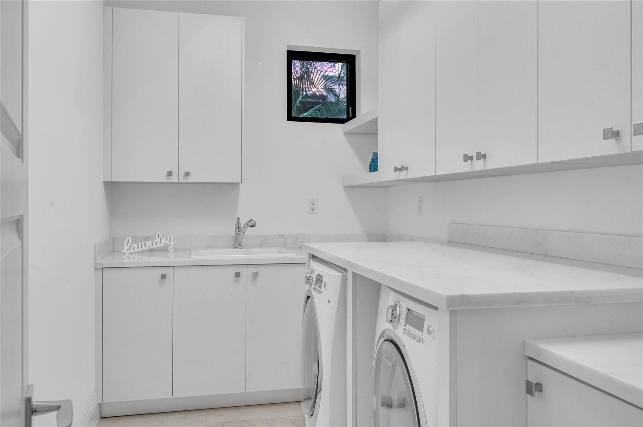 156 Fiesta, Fort Lauderdale FL 33301