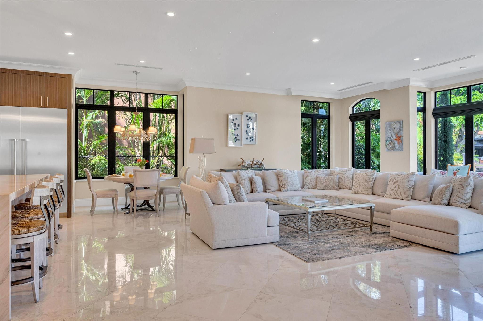 156 Fiesta, Fort Lauderdale FL 33301