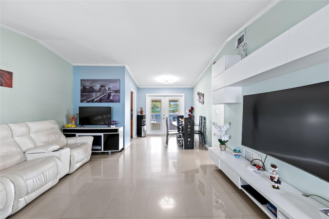 9174 N Military, Palm Beach Gardens FL 33410