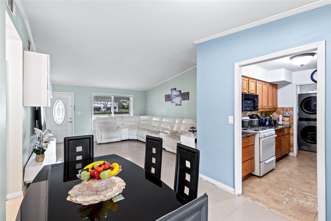 9174 N Military, Palm Beach Gardens FL 33410