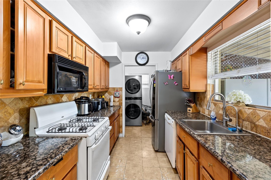 9174 N Military, Palm Beach Gardens FL 33410