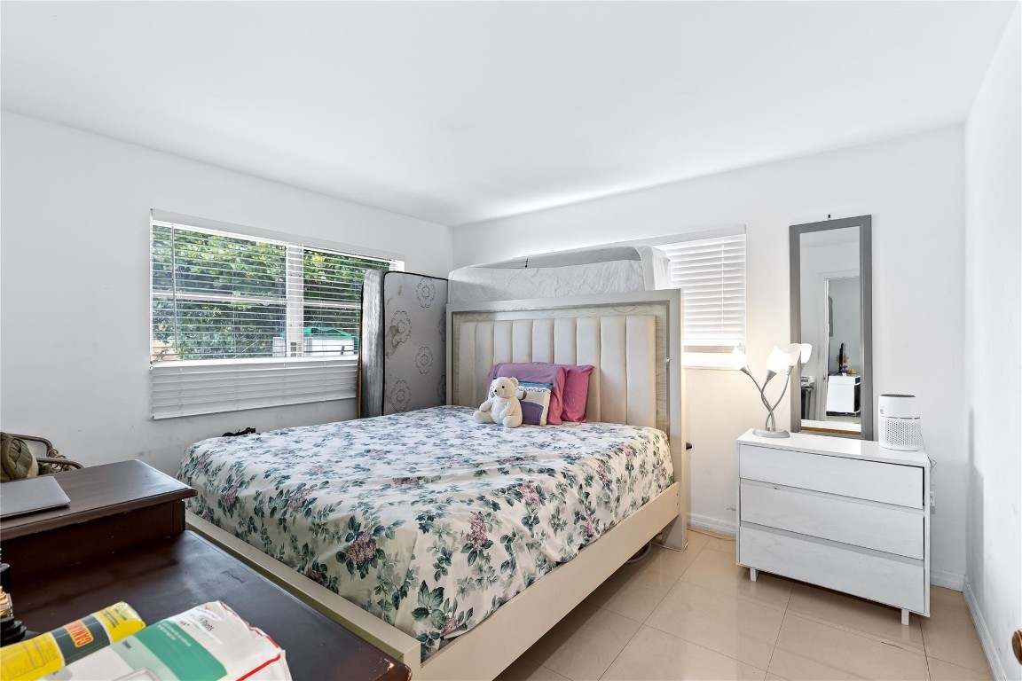 9174 N Military, Palm Beach Gardens FL 33410