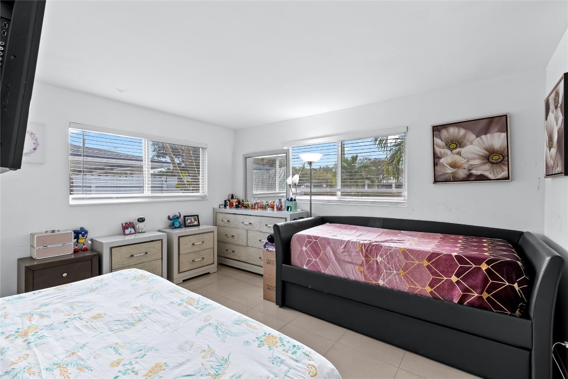 9174 N Military, Palm Beach Gardens FL 33410