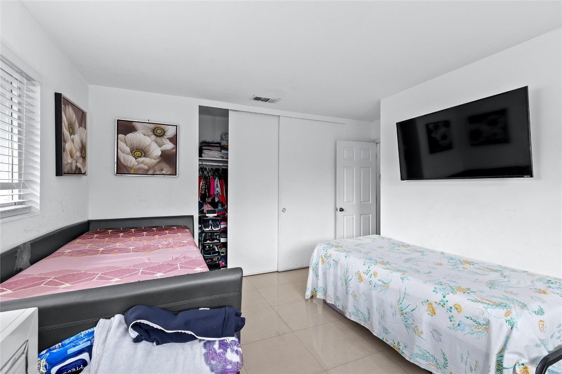 9174 N Military, Palm Beach Gardens FL 33410