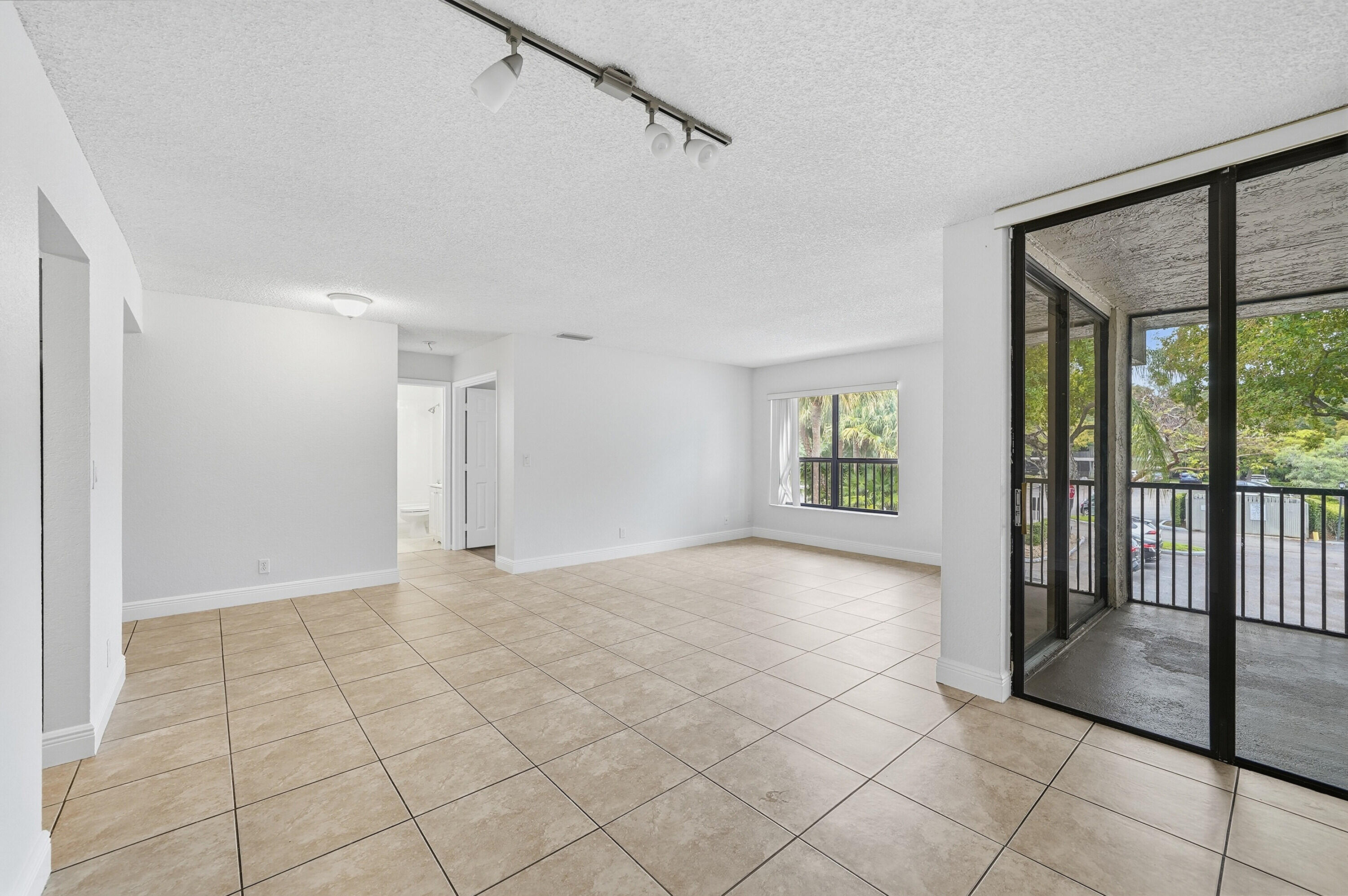 2486 NW 49th #762, Coconut Creek FL 33063