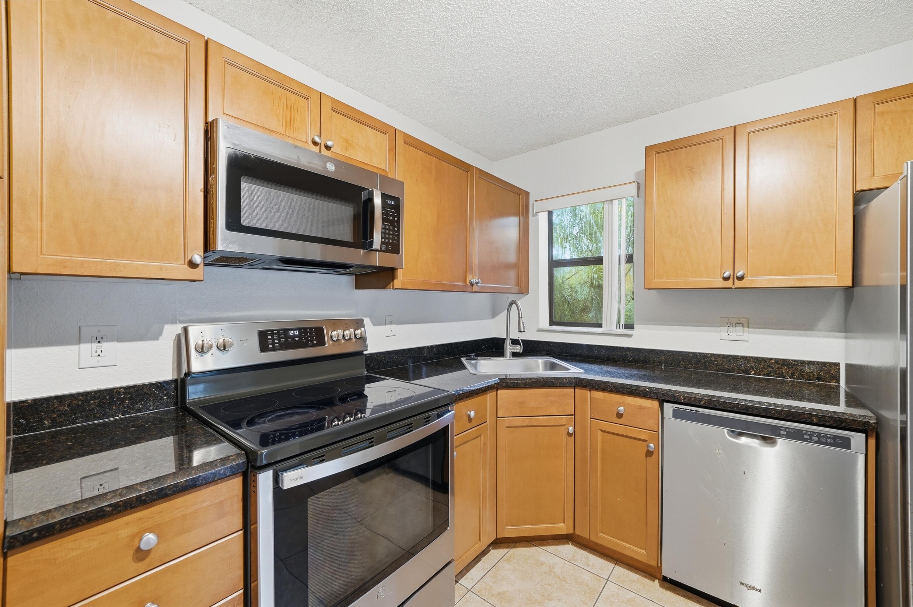 2486 NW 49th #762, Coconut Creek FL 33063