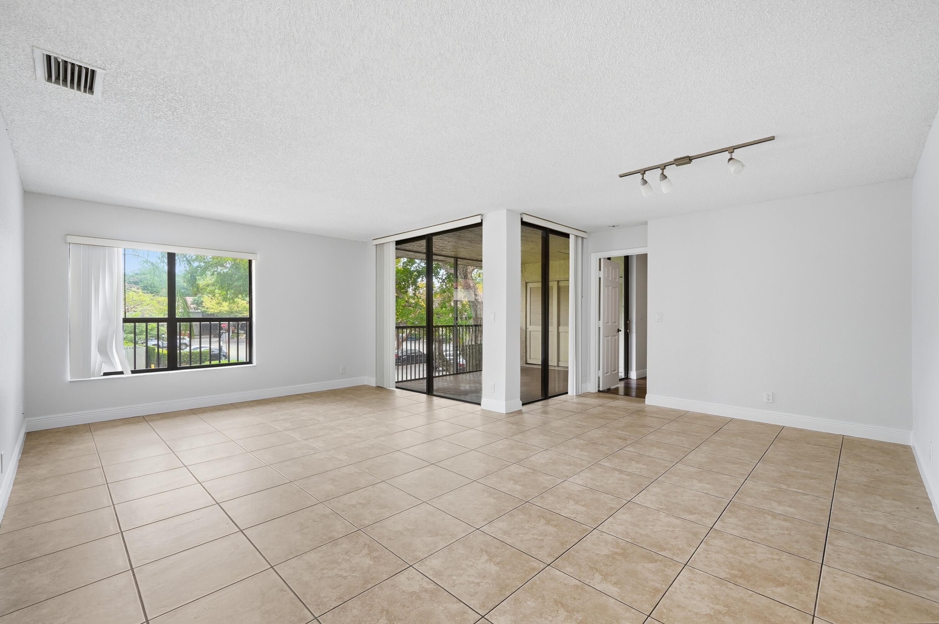 2486 NW 49th #762, Coconut Creek FL 33063