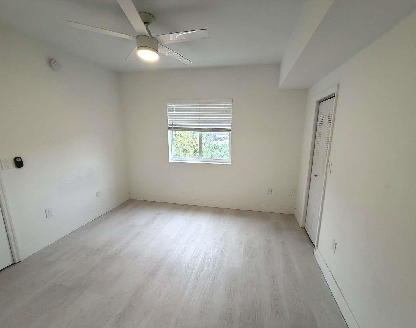 7516 NE 1st #302, Miami FL 33138