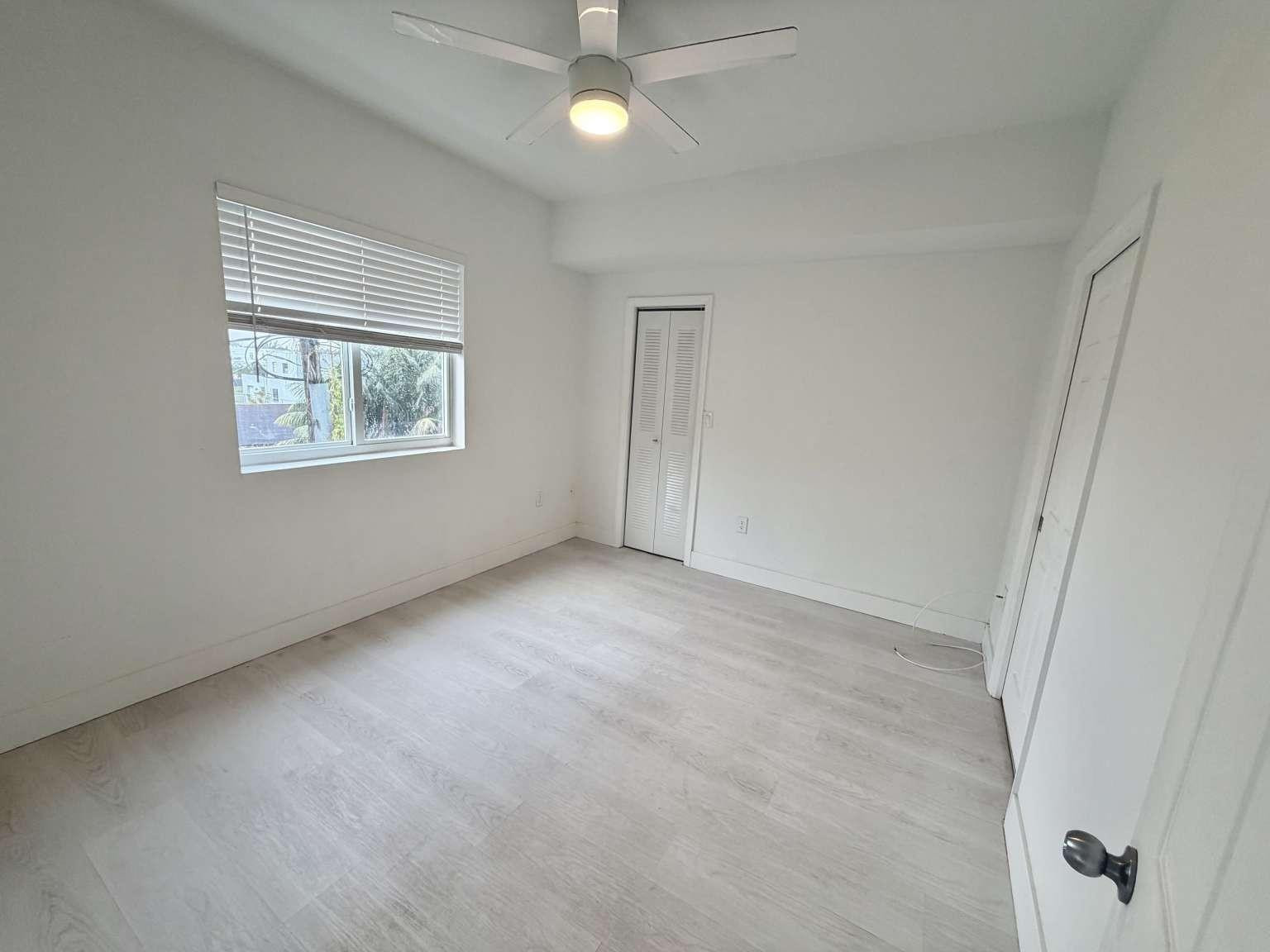 7516 NE 1st #302, Miami FL 33138