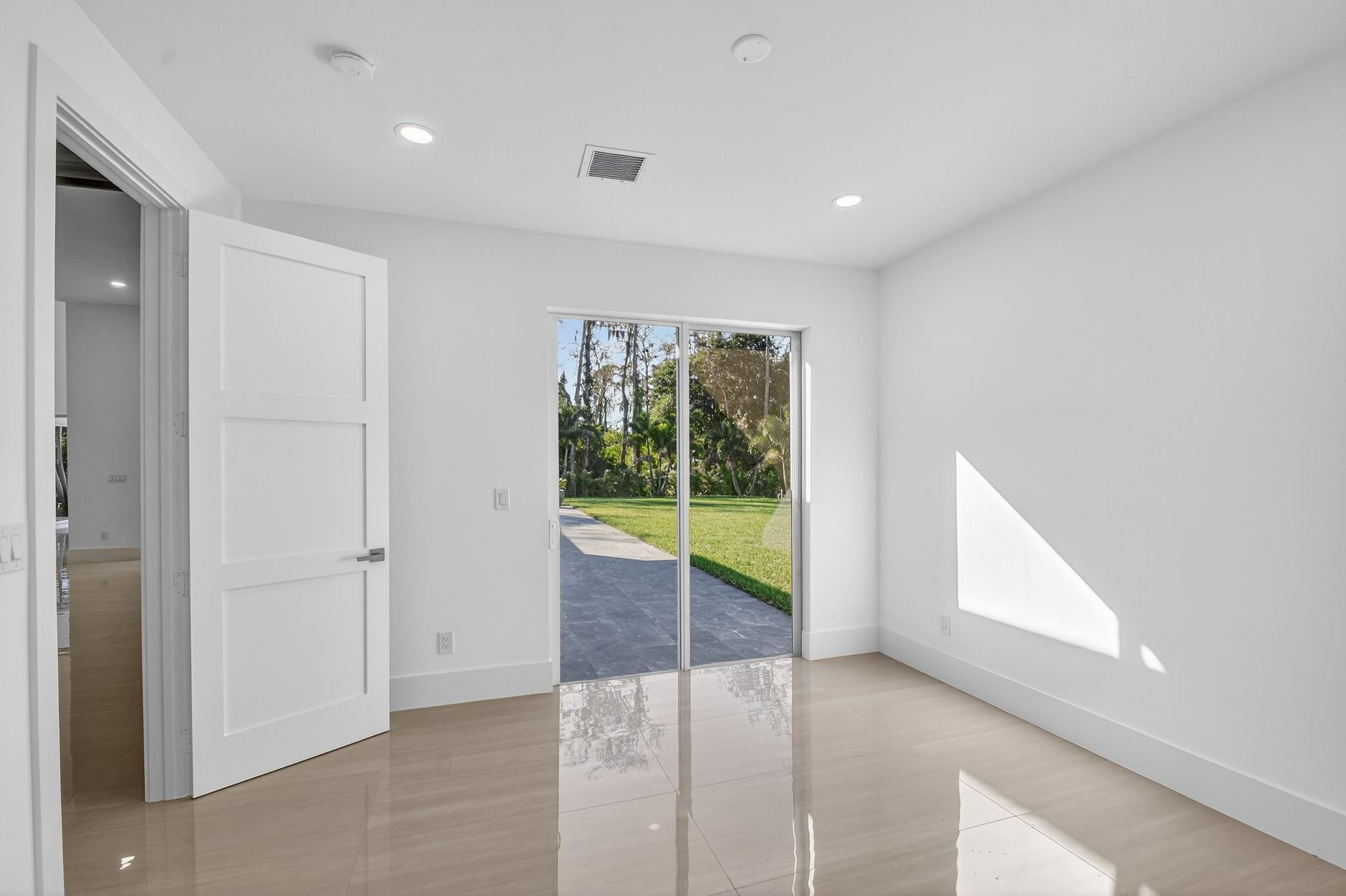 6401 Park, Lake Worth FL 33449