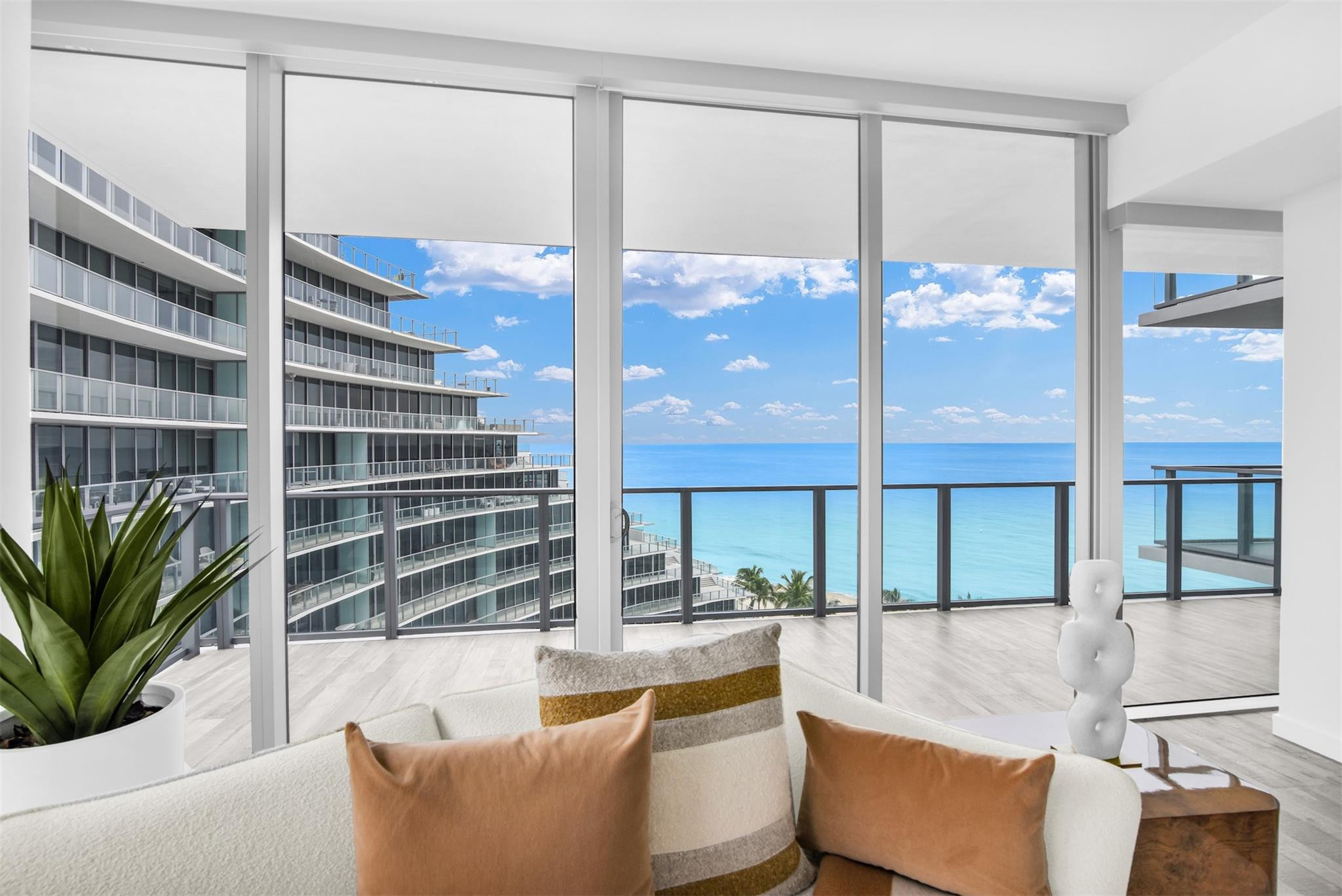 2200 N Ocean #S-906, Fort Lauderdale FL 33305